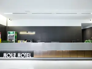 Holz Hotel (Diaobingshan)