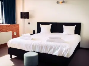 Urban Hotel the Golden Stork