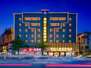 Ausland International Hotel