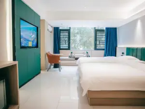 雨林居飯店（西雙版納勐臘客運站店）