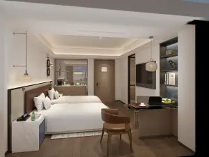 GOLD SEASON HOTEL