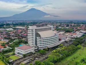 Aston Cirebon Hotel and Convention Center
