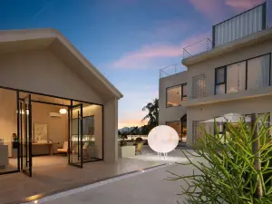 Spring Courtyard (Wanning Shimeiwan Tourism Highway Branch)