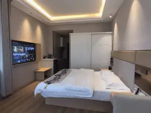 Yunxi Apartment Hotel (Huolin Gol Station)