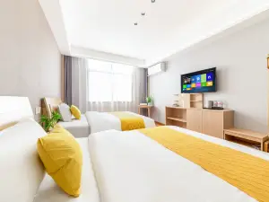 Rujia Huayi Hotel (Luoyang Jili West Road Branch)