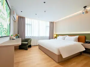 Dongguan Rocket Bear Treasure Hotel