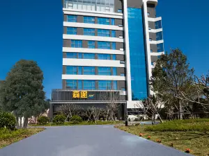 sen sui hotel