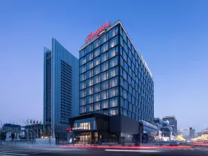 Hampton by Hilton Wenling