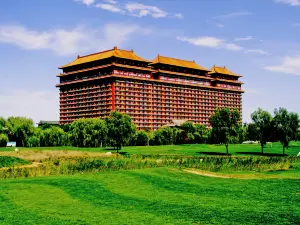 尼雅皇家酒店(大明幻境景区店)