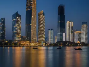 Zhaoqing · Starisland  Starisland Family Lakeview Hotel (Qixingyan East Gate Square Branch)