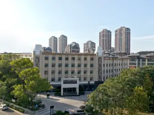 Tianjin Golden Island Holiday Hotel