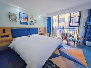 Fangchenggang Haijin Fashion Hotel (North High-speed Railway Station)