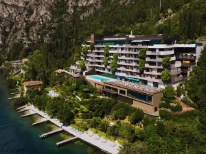 EALA – My Lakeside Dream