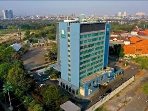 Holiday Inn Express Jakarta International Expo