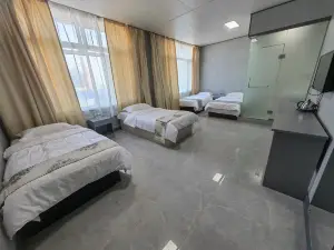 Keshan County Jiayin Fashion Hotel