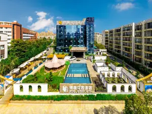 Deting Garden Hotel (Kunming hi tech West City Times store)