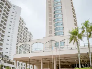 Rainbow Paradise Beach Resort by LWE