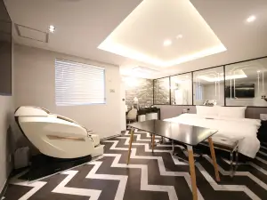 Hotel 24st Urban Brown Seosan Lake Park