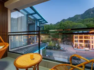 洛陽欒川沐梵民宿（老君山中靈索道店）