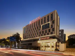 Venus Royal Hotel (Jiujiang Railway Station Wanda Plaza)