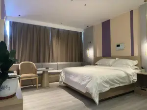 Ge'gyai Cloud Premium Business Hotel