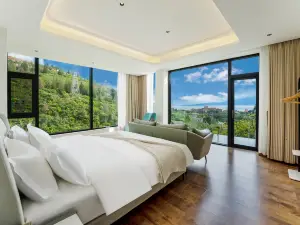 Fuxian Lake Tingshan Homestay