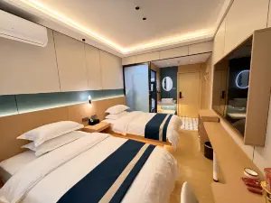 Honglou Light Luxury Hotel