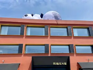 Xiongdong Guanli Hotel