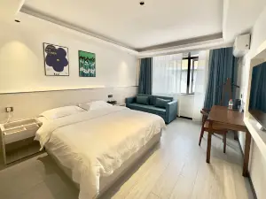 โรงแรมเฟรนด์