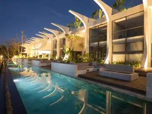 The Hotel Elizabeth Resort and Villas - Long Beach San Vicente Palawan