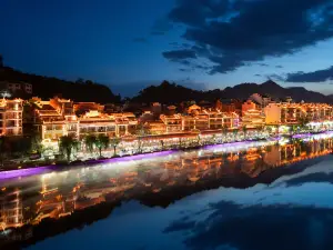 Riverside courtyard of Luan Xiyin mountain, Zhenyuan