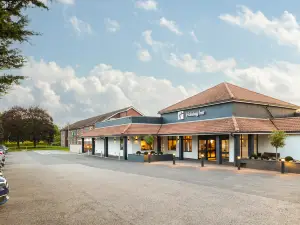 Holiday Inn High Wycombe M40, Jct. 4
