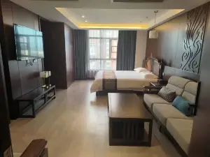 Qinlong Hotel