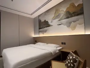 뤄판 양광 호텔