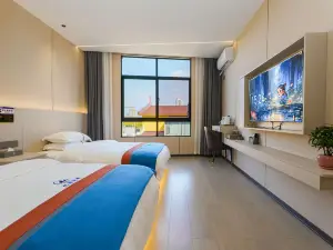 Maitreya Lake Riverside Homestay (Huquan Water Town Tourist Resort Branch)