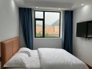 Zamthang South City Hotel