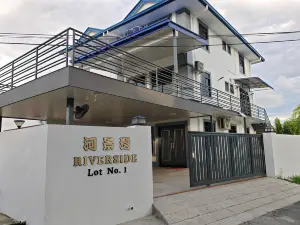 Riverside Lot No.1 Homestay at Kota Kinabalu