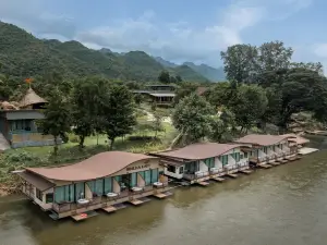 Binlha Raft Resort