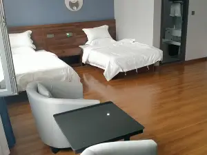 Quanxin Grand Hotel