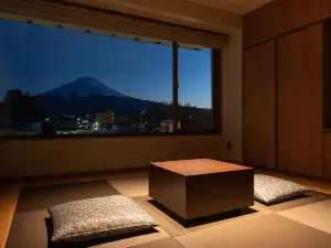 Mt. Fuji View Onsen Ooike Hotel