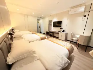 Qingyuege Hotel (Zixi Bus Station)