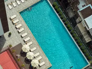 โรงแรมเออร์บานา สาทร