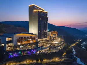 Regal Palace Hotspring Resort Shaoguan