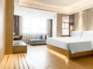 Squirrel Smart Hotel