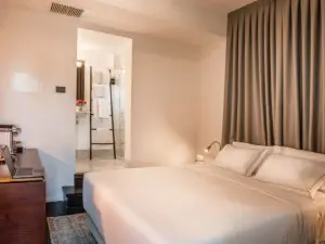 Lear Sense Hotel