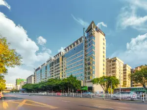 Elong Hotel (Zhaoqing Qixingyan Archway Plaza)