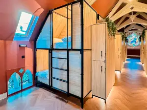 Gardiner House Hostel