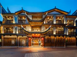 Floral Hotel Fengyu Chenxi Hotel (Phoenix Ancient Town Center)