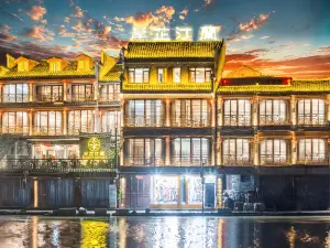 Anzhidinglan B&B (Fenghuang Ancient Town)