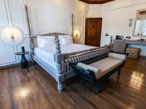 Belmondo Suites .Old Town Antalya